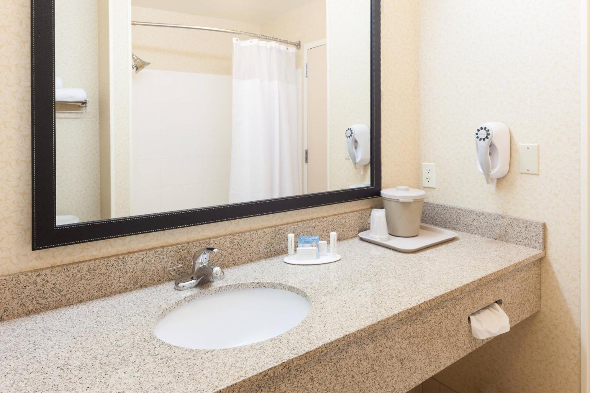 Fairfield By Marriott Ruston Hotel Kültér fotó